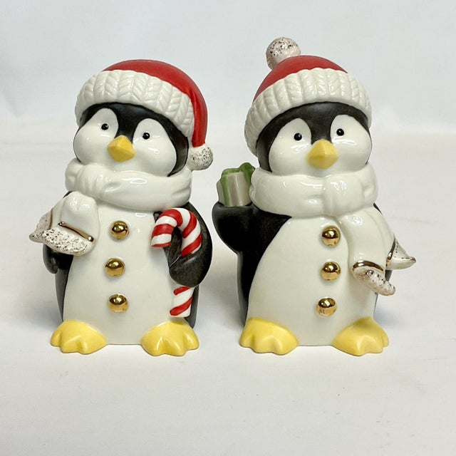 Figurative Vintage Americana Traditional Lenox Penguin Salt and Pepper Shakers - A Pair, Christmas For Sale - Image 3 of 8