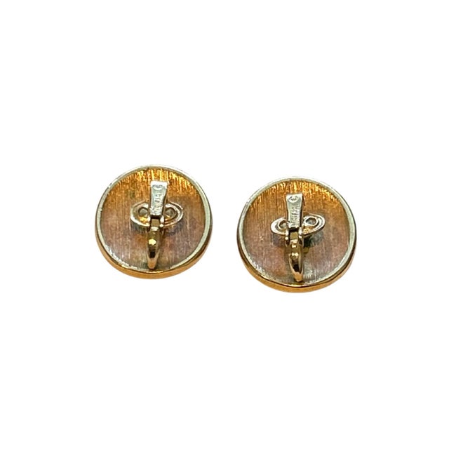 Art Deco 1980s Crown Trifari Vintage Brushed Gold and Silver Tone Domed Clip-on Earrings, A Pair For Sale - Image 3 of 6