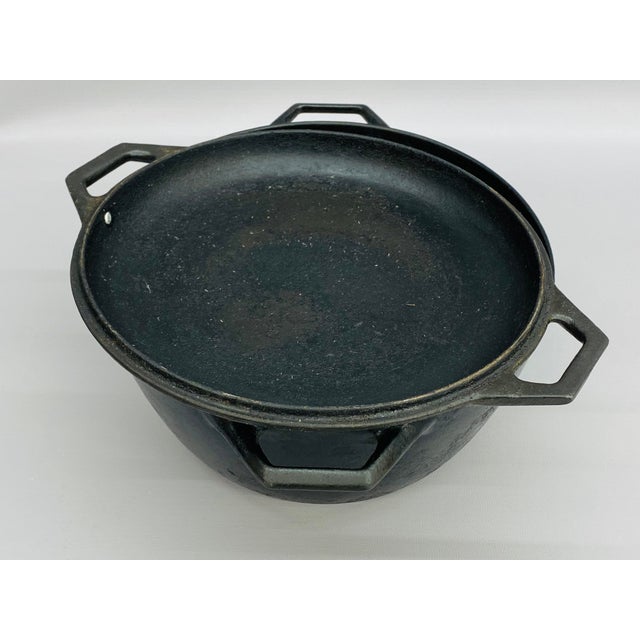 1970s Michael Lax for Copco Danish Cast Iron D3 4 Qt. Dutch Oven For Sale In New York - Image 6 of 11