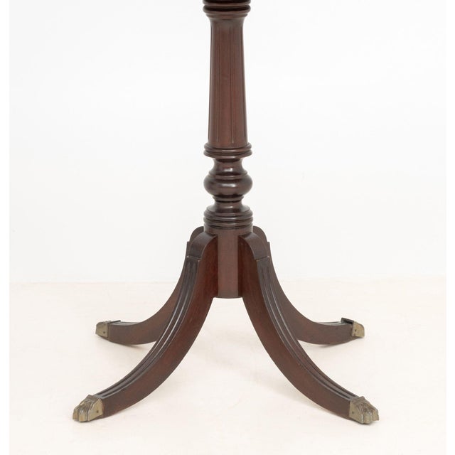 Early 20th Century Pair of Regency Style Mahogany Pie Crust Edge Side Tables For Sale - Image 5 of 8