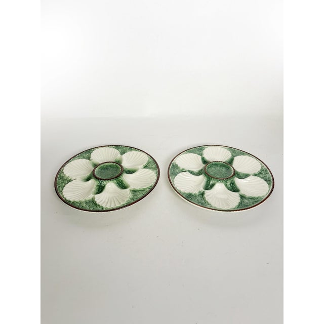 White and Green Oyster Plates, France, 1920s, Set of 2 For Sale - Image 3 of 9