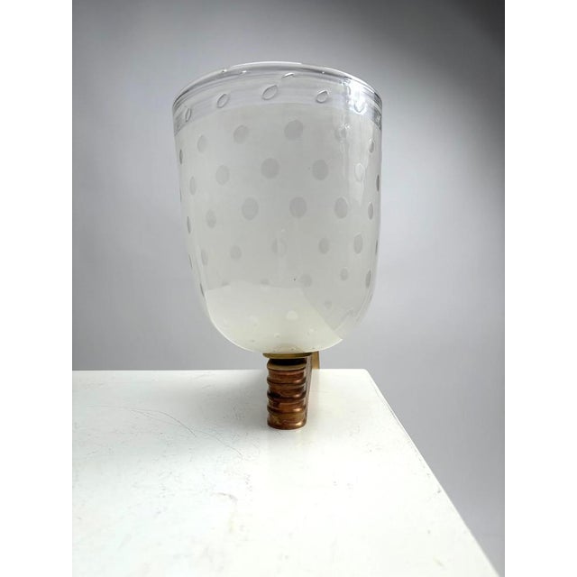 Art Deco Wall Lights in Blown Glass and Brass, Italy, 1940s, Set of 4 For Sale - Image 9 of 10