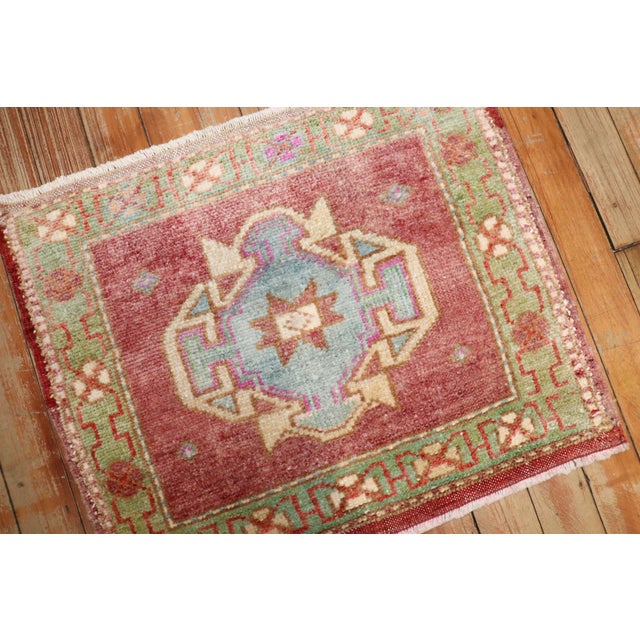 Gustavian (Swedish) Mid-20th Century Zabihi Collection Turkish Anatolian Throw Rug - 1'5" x 1'8" For Sale - Image 3 of 4