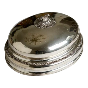 Victorian Silverplate Repousse Food Cover With Fleur De Lis Finial