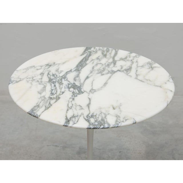 Vintage Tulip Side Tables by Eero Saarinen for Knoll, 1970s, Set of 2 For Sale - Image 9 of 13