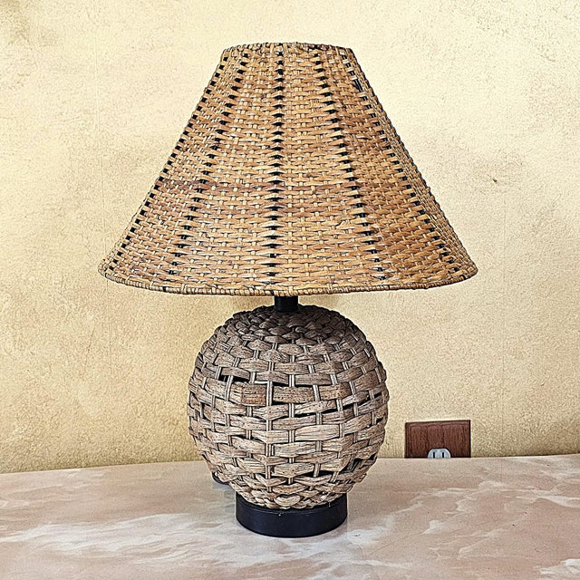 Vintage Natural Rattan Woven Table Lamp With Matching Basket Weave Shade For Sale - Image 4 of 18