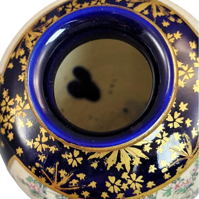 Japanese Meiji Cobalt and Gilded Kyoto Satsuma Vases from Kinkozan, 1890s, Set of 2 For Sale - Image 12 of 16
