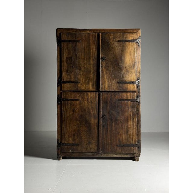 Brown Spanish Cabinet in Wood, 1700 For Sale - Image 8 of 16