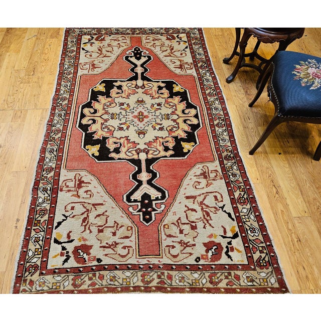 Turkish Vintage Turkish Oushak Area Rug, Handwoven Wool, 1920s Cream & Pink, 5' x 8' For Sale - Image 3 of 17