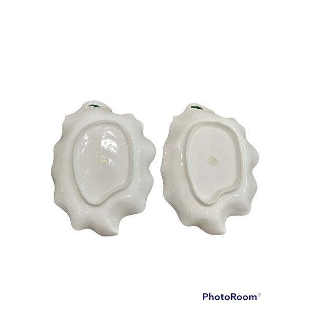 English Pair Vintage Italian Hand Painted Decorative Bowls For Sale - Image 3 of 11