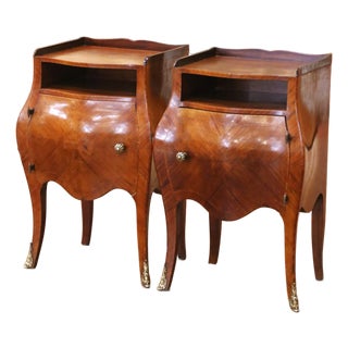 Pair of Early 20th Century French Louis XV Bombé Mahogany Bedside Tables For Sale