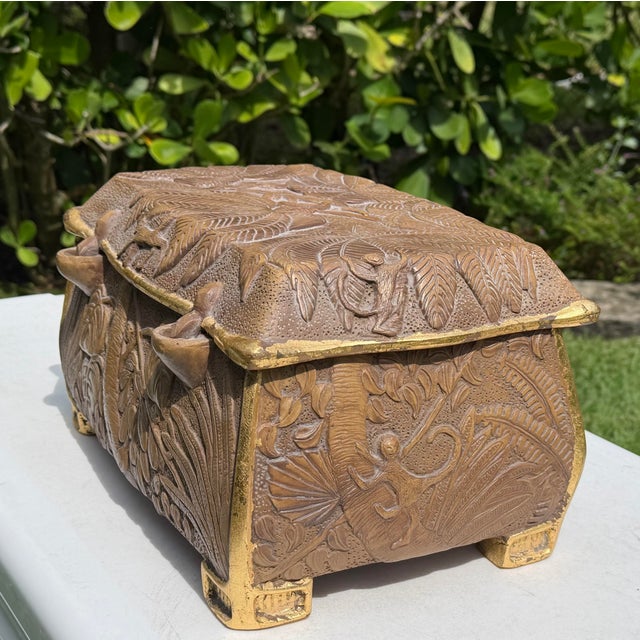 Vintage Carved Tropical Foliage & Animal Motif Box For Sale In Naples, FL - Image 6 of 10