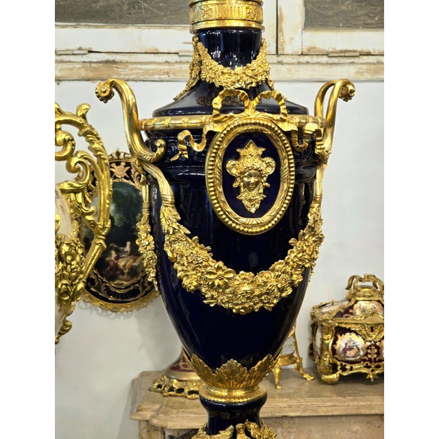 Grand Sevres-Style Midnight Blue Porcelain Vase on Pedestal With Gold Leaf & Bronze Details For Sale - Image 4 of 10