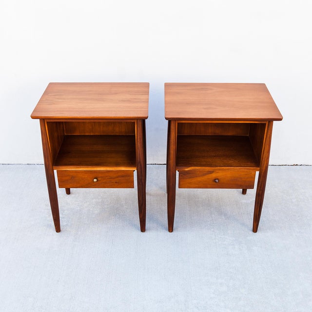 Restored 1950s Mount Airy Walnut & Brass Sculptural Mid Century Nightstands, Attributed, Pair For Sale - Image 9 of 12
