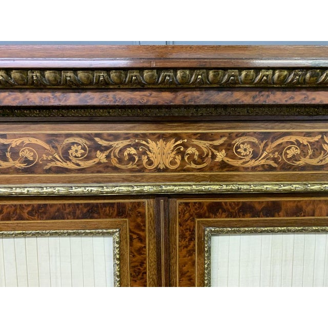 19th Century French Inlaid Mahogany and Amboyna Bookcase, 1880s For Sale - Image 10 of 18