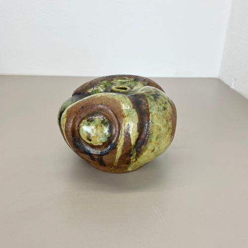 Abstract Fruit Ceramic Studio Pottery Vase from Gerhard Liebenthron, 1977 For Sale - Image 13 of 18