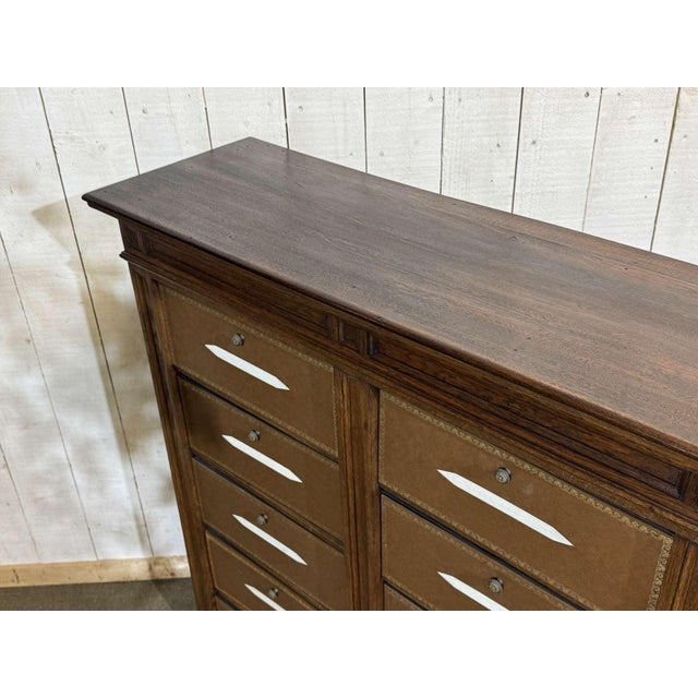 20th Century Oak Filing Cabinet by Chalmette Paris-Brussels For Sale - Image 17 of 18