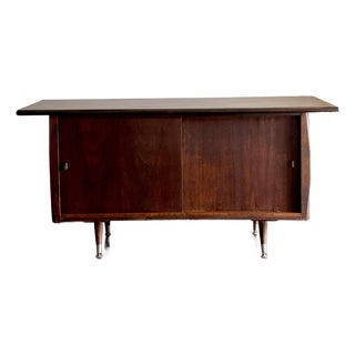 Vintage American Mid Century Modern Walnut Credenza, Sliding Door Sideboard, Media Console, Tv Stand & Record Cabinet For Sale