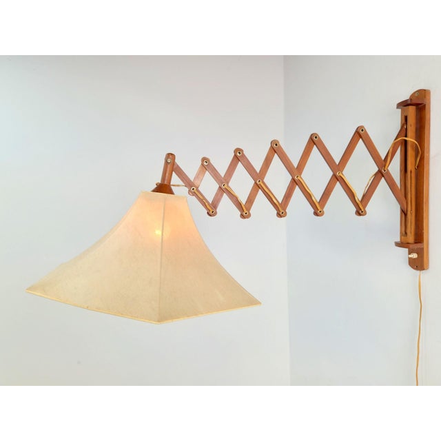 1950s Scandinavian Teak Scissors Wall Lamp, 1950s For Sale - Image 5 of 7