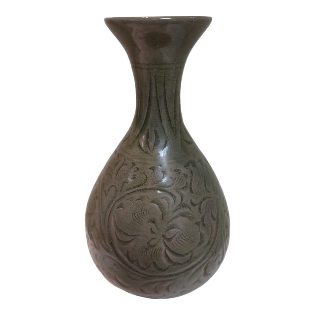 Chinese Ceramic Vase Yaozhou Ware Celadon Yuhuchun Vase Hand Carved Flowers Pattern For Sale