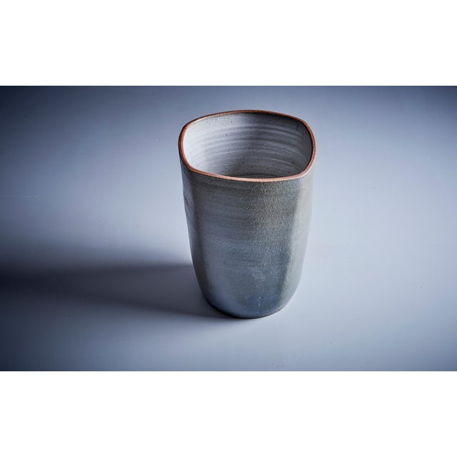 Brent Bennett Planter in grey ceramic, USA - 2022. This piece is attributed to the mentioned designer/maker. It has no...