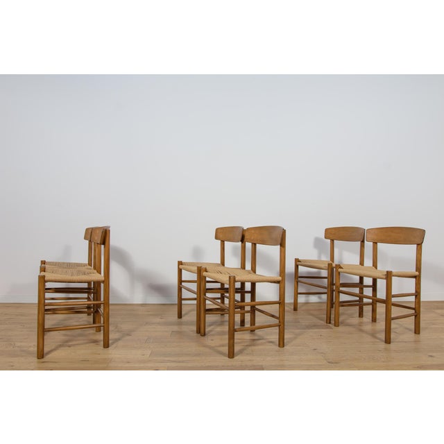 J39 Folkchairs Chairs by Børge Mogensen for FDB Møbler, Denmark, 1960s, Set of 6 For Sale - Image 6 of 18