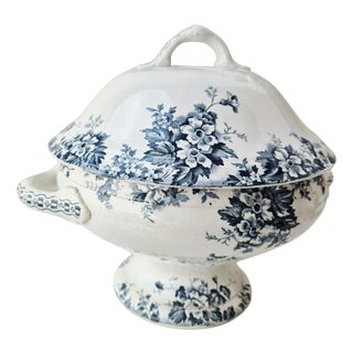 Antique Marie Louise Tureen from Saint Amand France, 1900s For Sale