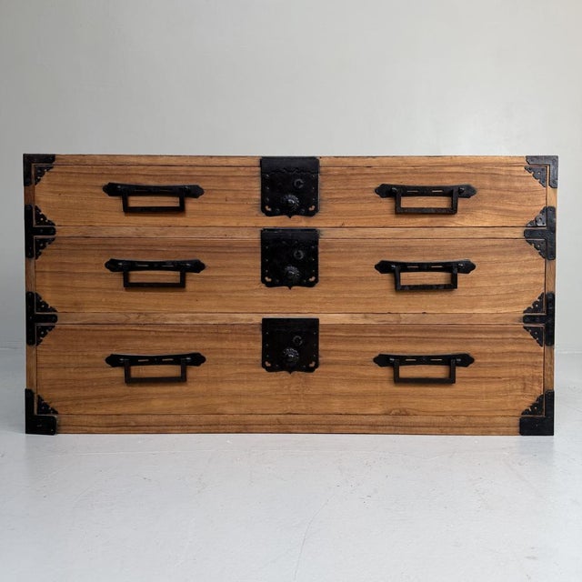 Large Japanese Kimono Tansu Chest, 1920s For Sale - Image 10 of 10