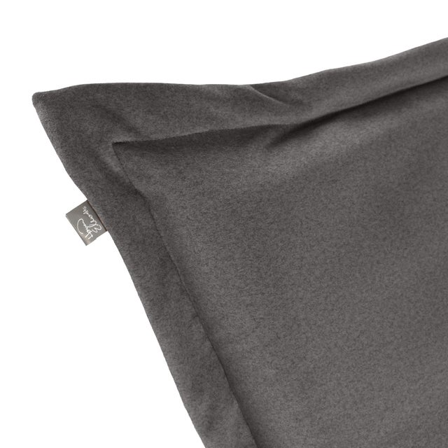 Contemporary Puff Chair Complete Qivuit Gray For Sale - Image 3 of 8