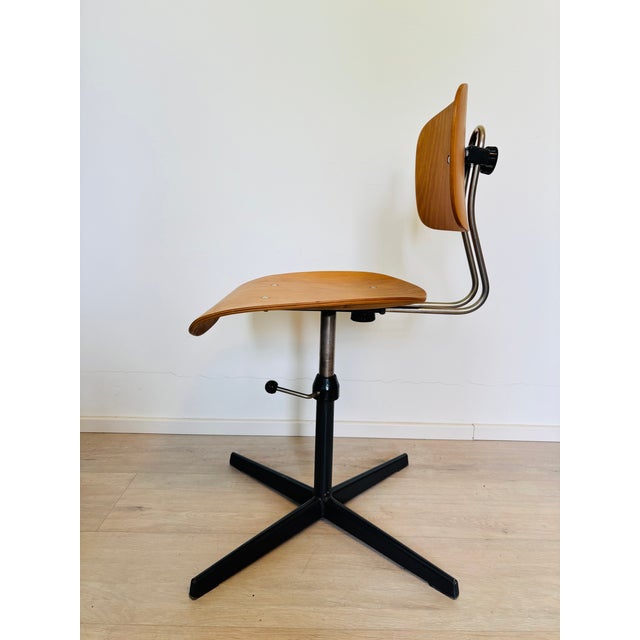 Industrial Industrial Desk Chair by Kovona, Czechoslovakia, 1970s For Sale - Image 3 of 11