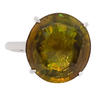 Green Sphene Round Solitaire Ring in 18k White Gold, size 8.25 For Sale