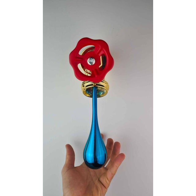 Santicri Running Out, 2023 resin sculpture Edition of 50 copies Work signed and numbered Dimensions: 26 x 16 x 6cm This...