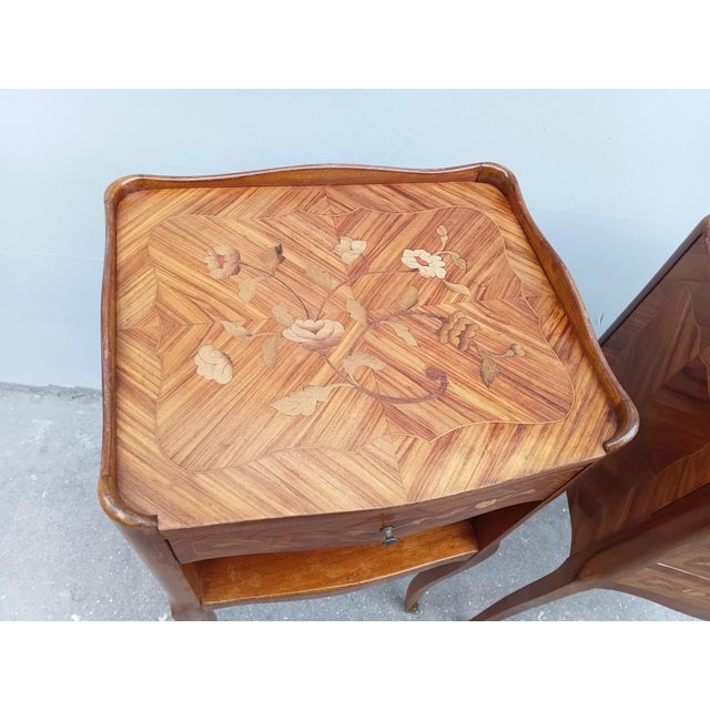 Late 19th Century Pair of French Louis XV Style Rosewood Side Tables Nightstands by Haentges Freres For Sale - Image 11 of 15