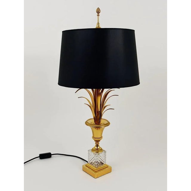 Metal Hollywood Regency Gilt Brass and Glass Pineapple Leaf Table Lamp by Maison Charles, France, 1970s For Sale - Image 7 of 11