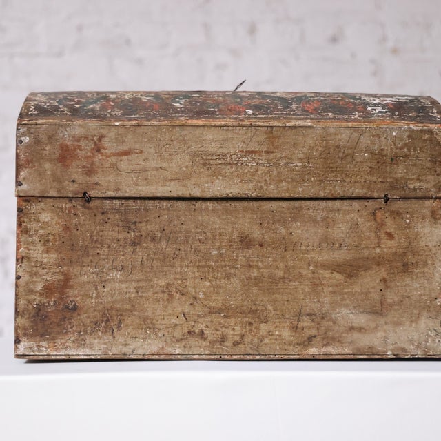 18th Century 18th Century Hand Painted French Wedding Box For Sale - Image 5 of 6