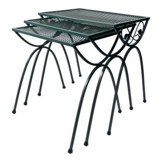 1970s Salterini Style Ivy Vine Metal Mesh Top Nesting Tables Set of 3 For Sale