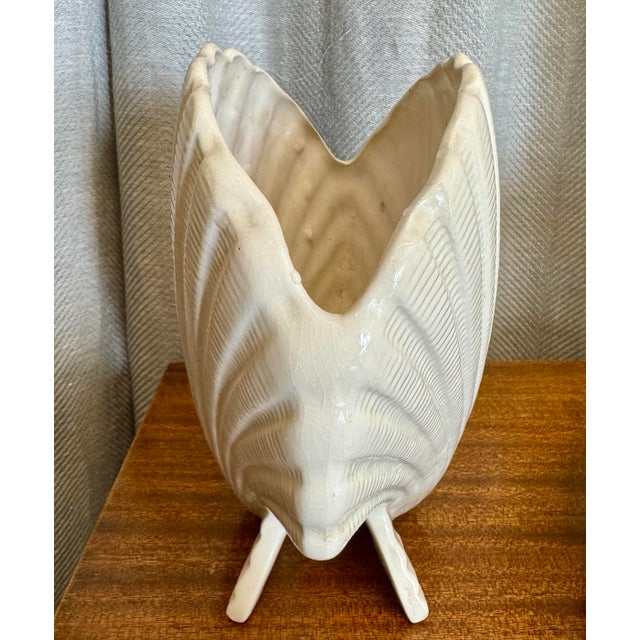 Midcentury Shell Shaped Vase For Sale In Miami - Image 6 of 6