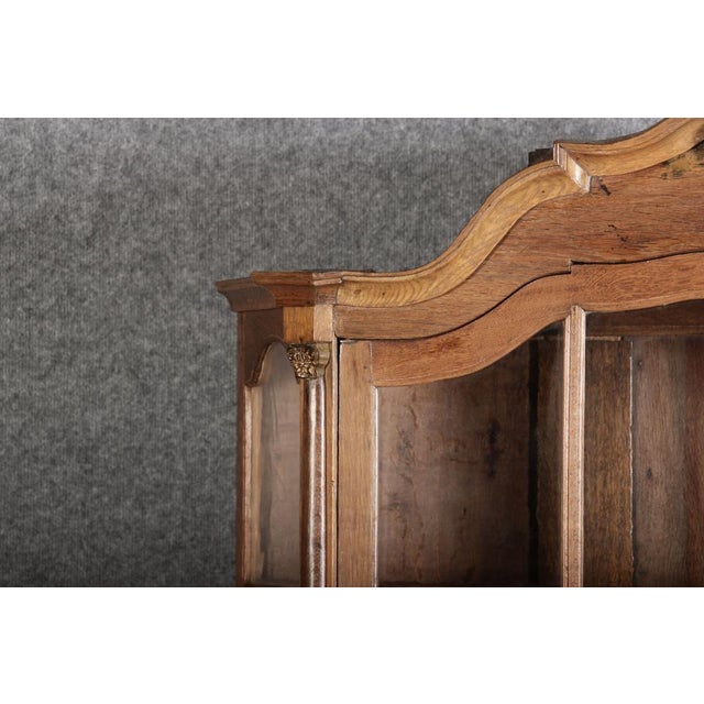 Little Baroque Showcase in Oak, 1800s For Sale - Image 15 of 18