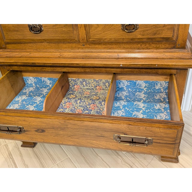 Thomasville Solid Oak Early American Style Chest-on-Chest Tallboy Dresser Vintage 1960 For Sale - Image 10 of 11