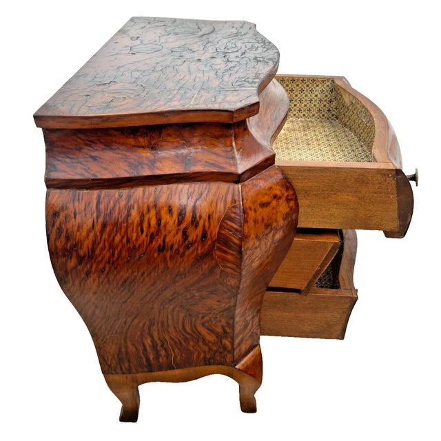 Vintage Petite Venetian Bombe Commode Small Chest of Drawers Burled Walnut For Sale In Palm Springs - Image 6 of 11