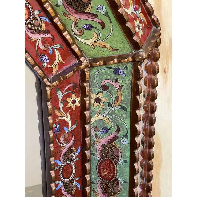 Spanish Colonial Style Giltwood and Verre Églomisé Mirror For Sale - Image 9 of 18