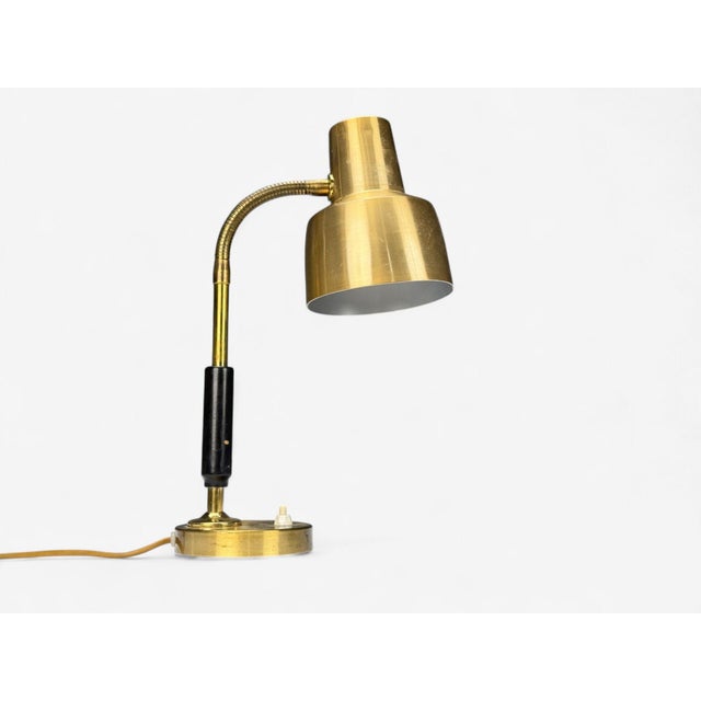 Armaturhantverk Tibro, Swedish Mid-Century Modern, Brass, Adjustable Desk or Table Lamp, Sweden, 1960s A brass and...