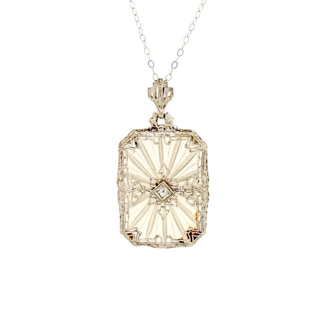 1920s Art Deco White Gold Rock Crystal Filigree Pendant on Chain For Sale - Image 4 of 5