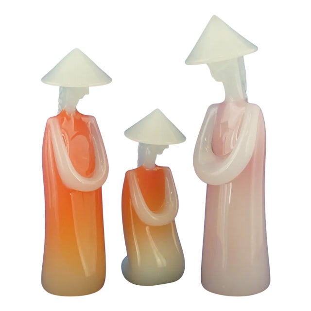 20th Century Figures in Blown Opaline Murano Glass by Archimede Seguso, Italy, Set of 3 For Sale