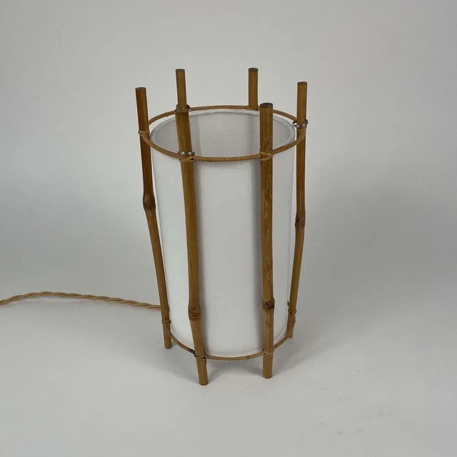 Bamboo & White Linen Table Lamp attributed to Louis Sognot, France, 1950s For Sale - Image 4 of 13