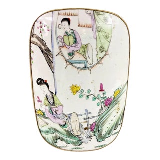19th Century Large Chinese Porcelain Shard Box of Ladies in a Garden For Sale