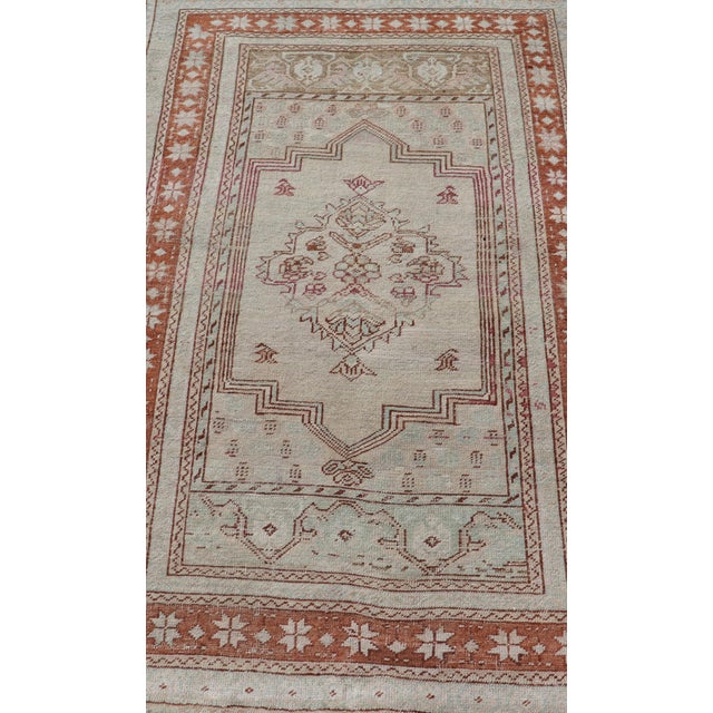 Taupe Vintage Turkish Oushak Rug With Medallion Design in Taupe, Light Green, & Brown For Sale - Image 8 of 10