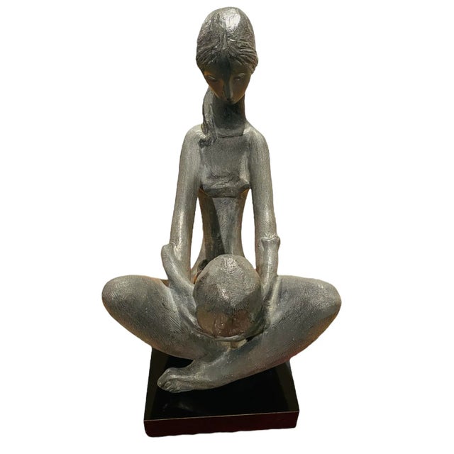 1970’s Kathy Klein Generations Sculpture by Austin Productions of Mother and Child For Sale - Image 11 of 12