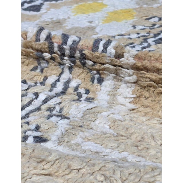 Vintage Beige and Yellow Moroccan Rug - 10.9 X 5.2 Ft For Sale In Cleveland - Image 6 of 6