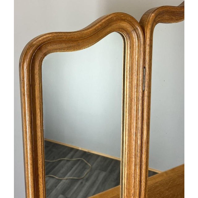 Vintage French Louis Style Oak Dressing Table with Mirror For Sale - Image 4 of 15